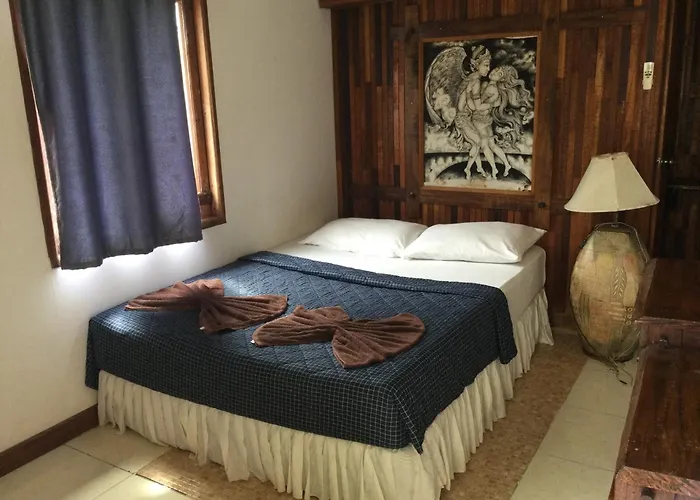 Tropical Garden Bungalow